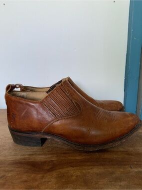 Frye Women’s Billy Shoe